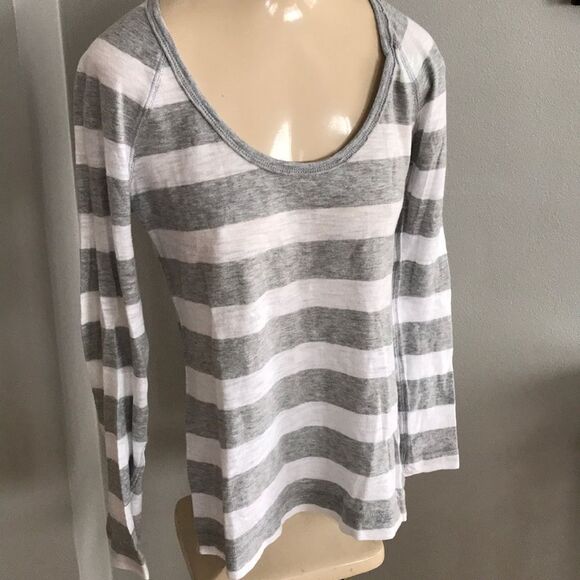 GAP heather gray/ white stripe long sleeve T, XS - Picture 1 of 4